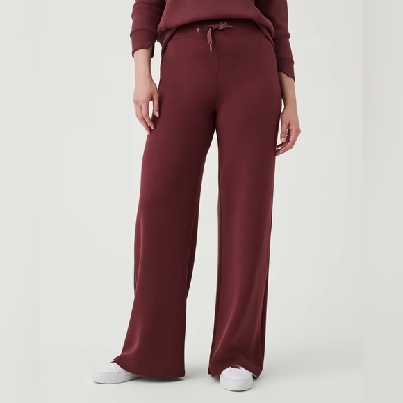 SPANX AirEssentials Wide Leg Pant | Spice - Picture 1 of 7